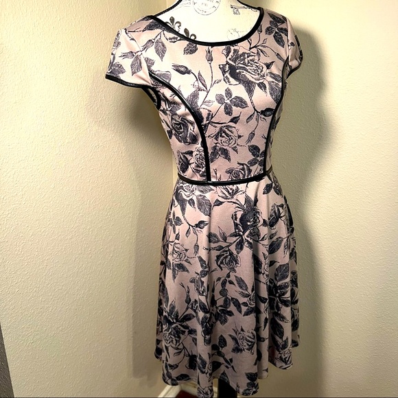Maurices Dresses & Skirts - Maurice’s Cap-sleeve Dress with Floral Pattern and Faux-Leather Trim Sz …